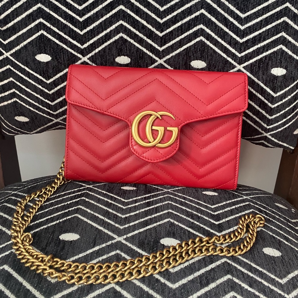 GUCCI
GG Marmont Matelassé Mini Bag in Red
Est. Retail $1,450.00